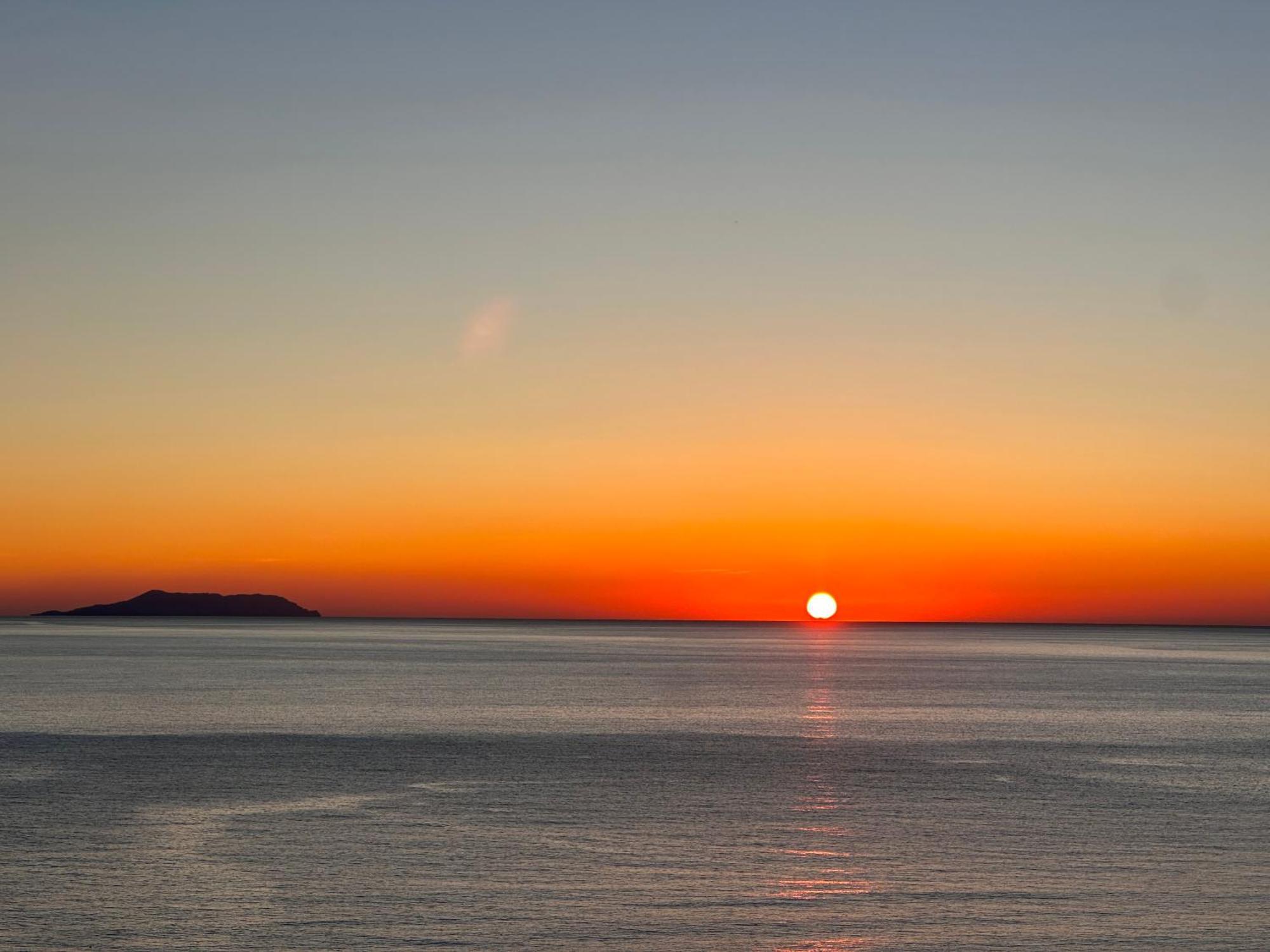 Roumers Himara Экстерьер фото