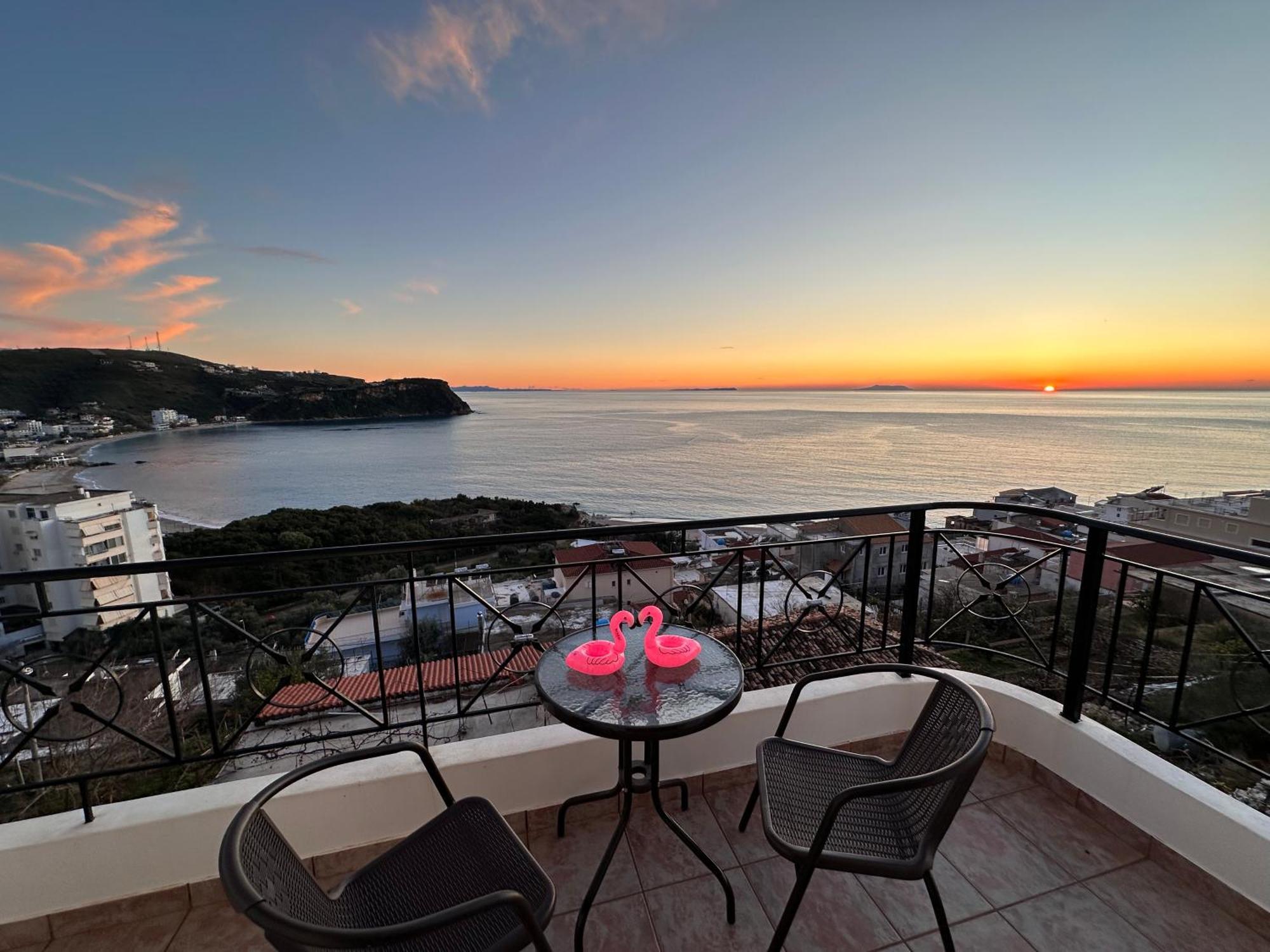 Roumers Himara Экстерьер фото