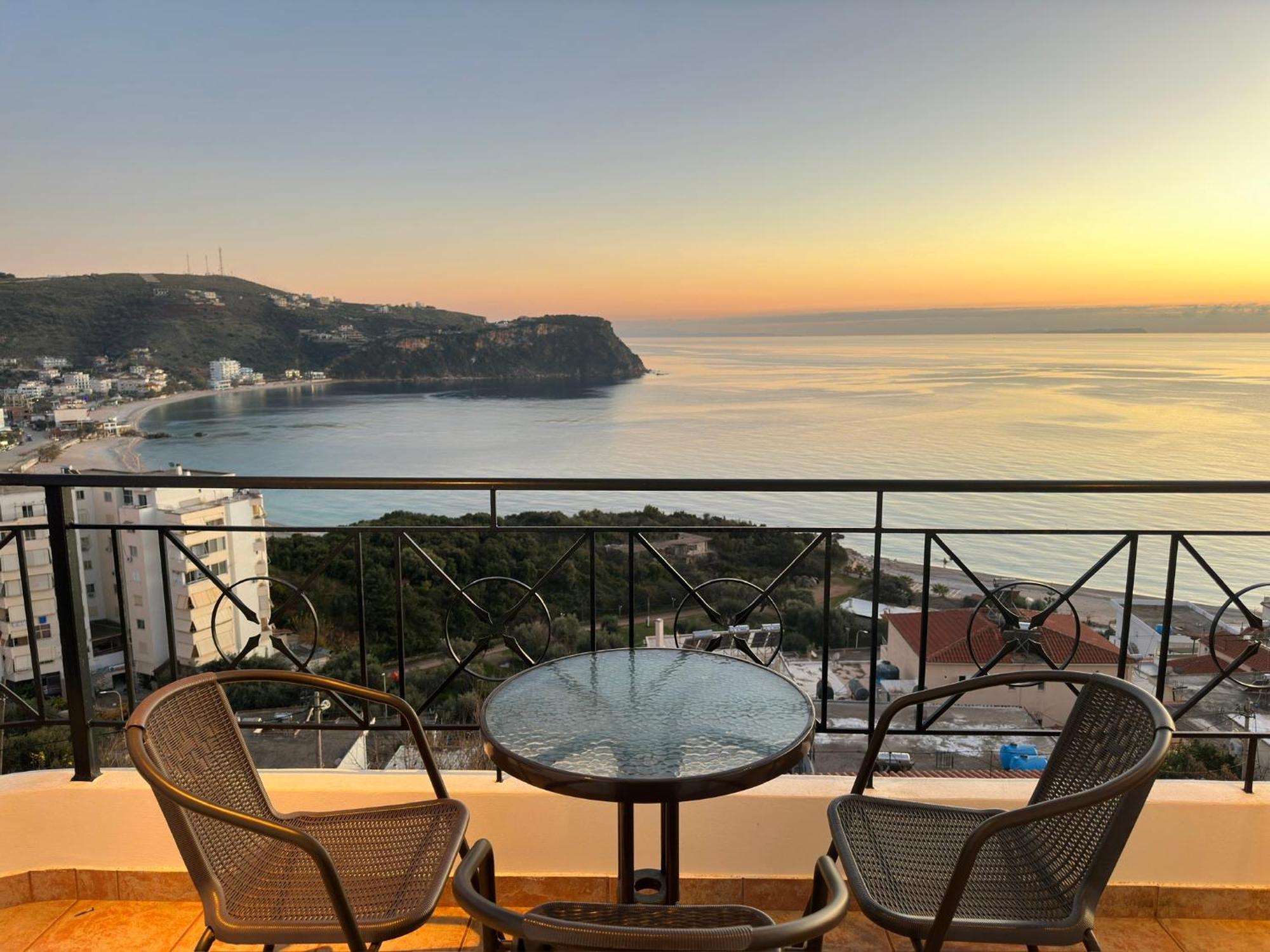 Roumers Himara Экстерьер фото