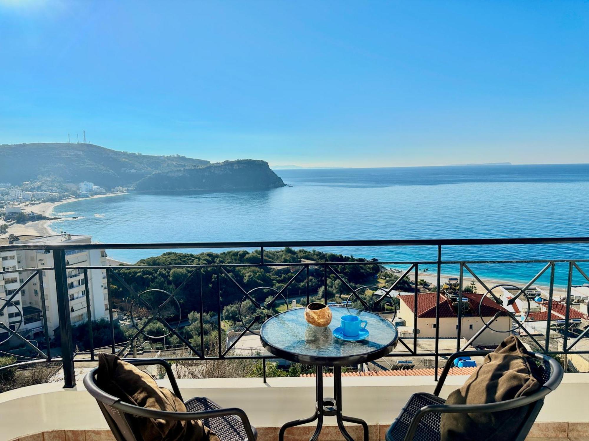 Roumers Himara Экстерьер фото
